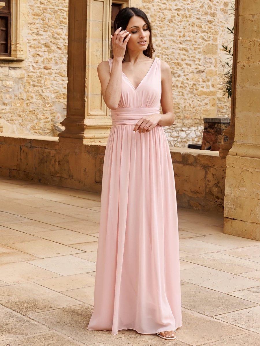 večerní šaty HUSH|V výstřih bez rukávů s plisováním z chiffon | Evening Dresses | Elora Praha