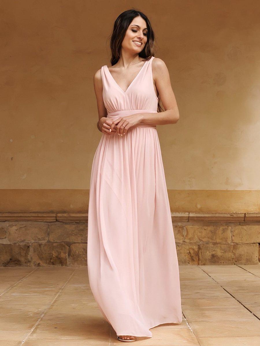 večerní šaty HUSH|V výstřih bez rukávů s plisováním z chiffon | Evening Dresses | Elora Praha