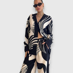 Raminta™ - Dvoubarevná souprava s elegantním geometrickým designem | | Elora Praha