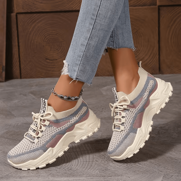 AIRSYNQ™ - PRODYŠNÉ DÁMSKÉ SNEAKERSY PRO CELODENNÍ KOMFORT | AIRSYNQ | Elora Praha