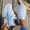 AIRSYNQ™ - PRODYŠNÉ DÁMSKÉ SNEAKERSY PRO CELODENNÍ KOMFORT | AIRSYNQ | Elora Praha