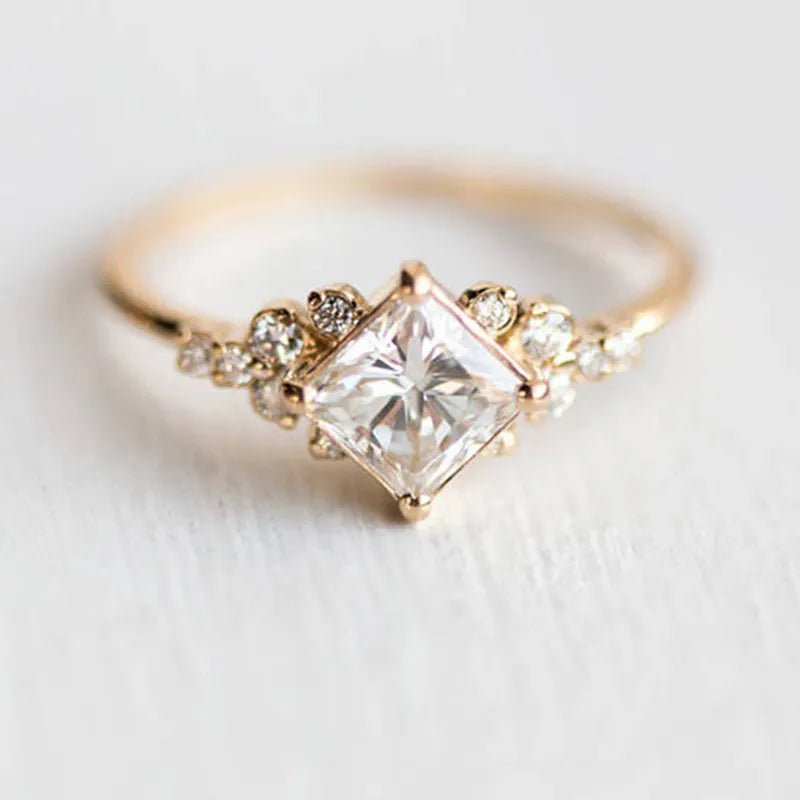 Karen - Elegantní Delysian Královský Prsten | Ring | Elora Praha