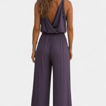 Donatila Mono Unikátní s Zlatými Detaily a Otevřenými Nohavicemi | | Elora Praha