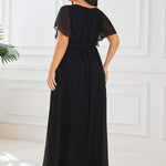 večerní šaty LEORA | V - krk s volánkovými rukávy, dlouhé až na zem, A - line, šifon | Evening Dresses | Elora Praha