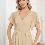 večerní šaty LEORA | V - krk s volánkovými rukávy, dlouhé až na zem, A - line, šifon | Evening Dresses | Elora Praha
