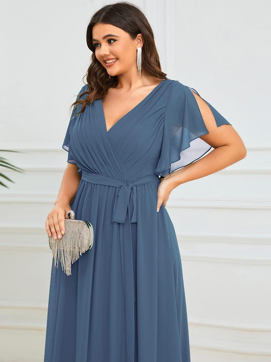 večerní šaty LEORA | V - krk s volánkovými rukávy, dlouhé až na zem, A - line, šifon | Evening Dresses | Elora Praha