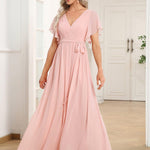 večerní šaty LEORA | V - krk s volánkovými rukávy, dlouhé až na zem, A - line, šifon | Evening Dresses | Elora Praha