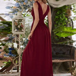 večerní šaty HUSH|V výstřih bez rukávů s plisováním z chiffon | Evening Dresses | Elora Praha