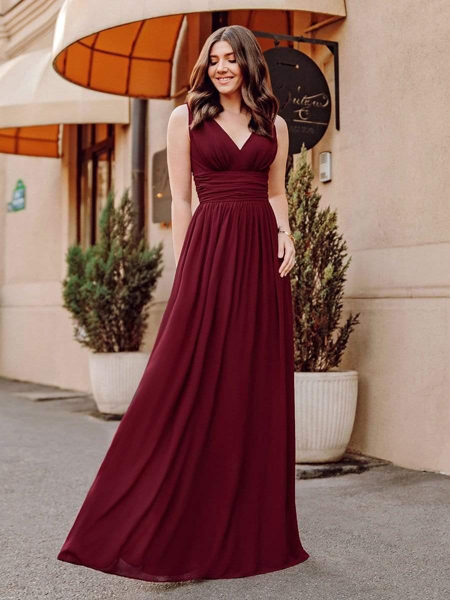 večerní šaty HUSH|V výstřih bez rukávů s plisováním z chiffon | Evening Dresses | Elora Praha