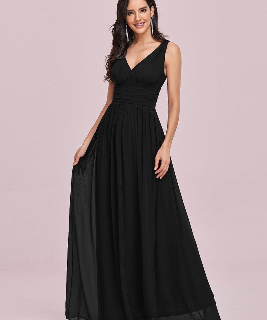 večerní šaty HUSH|V výstřih bez rukávů s plisováním z chiffon | Evening Dresses | Elora Praha