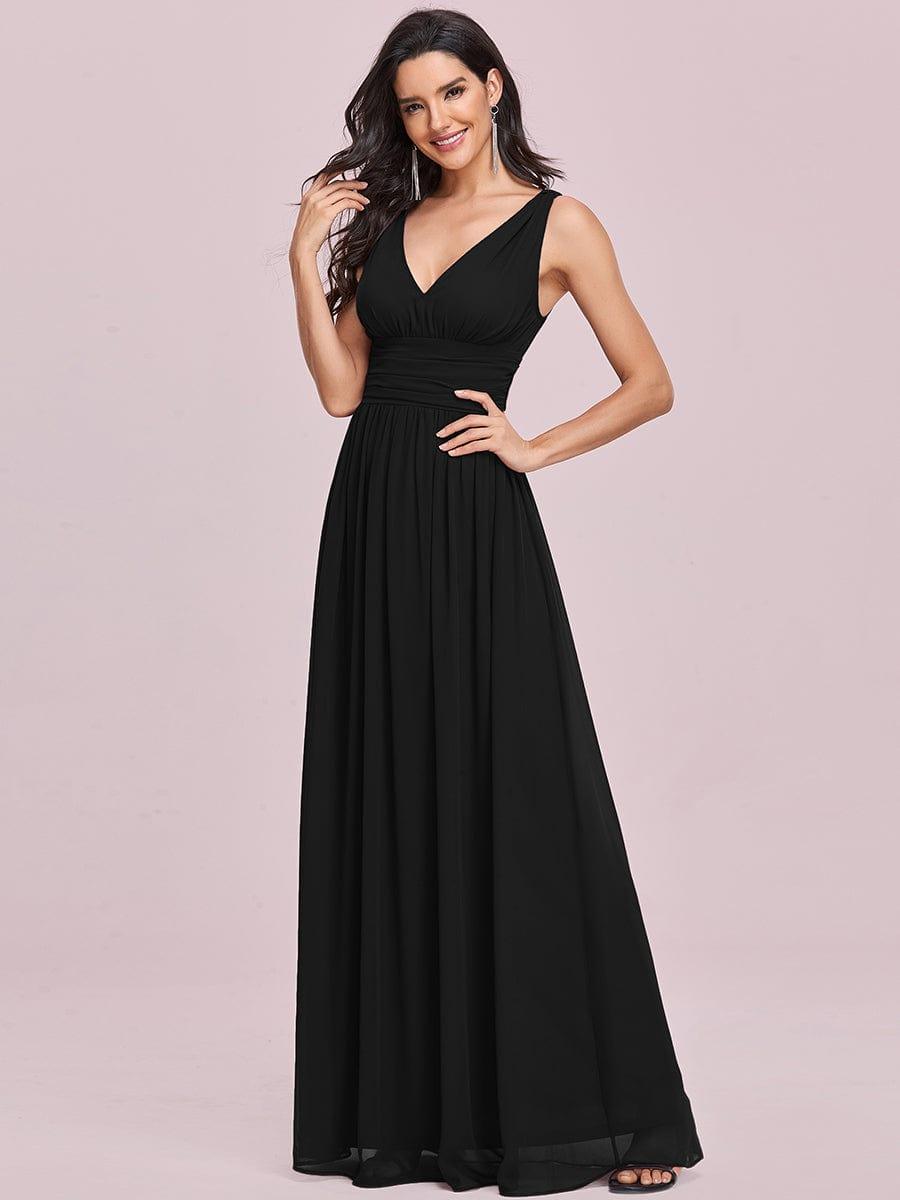 večerní šaty HUSH|V výstřih bez rukávů s plisováním z chiffon | Evening Dresses | Elora Praha