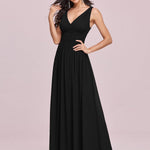 večerní šaty HUSH|V výstřih bez rukávů s plisováním z chiffon | Evening Dresses | Elora Praha