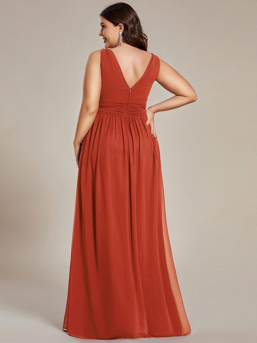 večerní šaty HUSH|V výstřih bez rukávů s plisováním z chiffon | Evening Dresses | Elora Praha