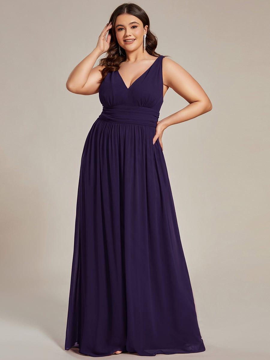 večerní šaty HUSH|V výstřih bez rukávů s plisováním z chiffon | Evening Dresses | Elora Praha