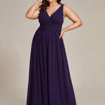 večerní šaty HUSH|V výstřih bez rukávů s plisováním z chiffon | Evening Dresses | Elora Praha