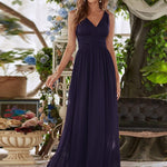 večerní šaty HUSH|V výstřih bez rukávů s plisováním z chiffon | Evening Dresses | Elora Praha