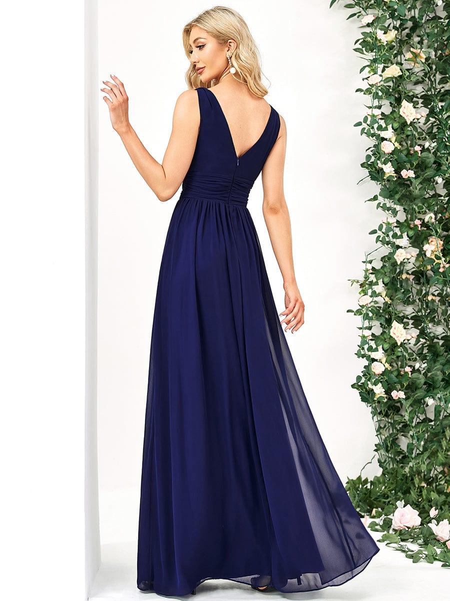 večerní šaty HUSH|V výstřih bez rukávů s plisováním z chiffon | Evening Dresses | Elora Praha