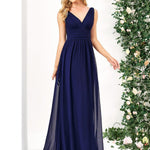 večerní šaty HUSH|V výstřih bez rukávů s plisováním z chiffon | Evening Dresses | Elora Praha