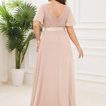 MONICA | Dlouhé šaty pro družičky s empírovým pasem a krátkými volánkovými rukávy | Bridesmaid Dresses | Elora Praha