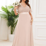 MONICA | Dlouhé šaty pro družičky s empírovým pasem a krátkými volánkovými rukávy | Bridesmaid Dresses | Elora Praha