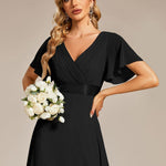 MONICA | Dlouhé šaty pro družičky s empírovým pasem a krátkými volánkovými rukávy | Bridesmaid Dresses | Elora Praha
