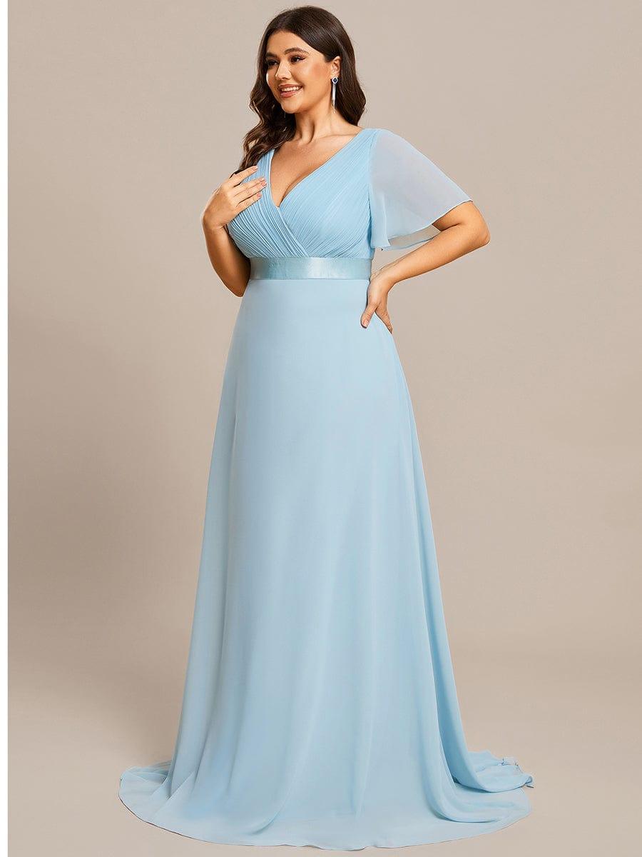 MONICA | Dlouhé šaty pro družičky s empírovým pasem a krátkými volánkovými rukávy | Bridesmaid Dresses | Elora Praha
