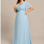 MONICA | Dlouhé šaty pro družičky s empírovým pasem a krátkými volánkovými rukávy | Bridesmaid Dresses | Elora Praha