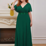 MONICA | Dlouhé šaty pro družičky s empírovým pasem a krátkými volánkovými rukávy | Bridesmaid Dresses | Elora Praha