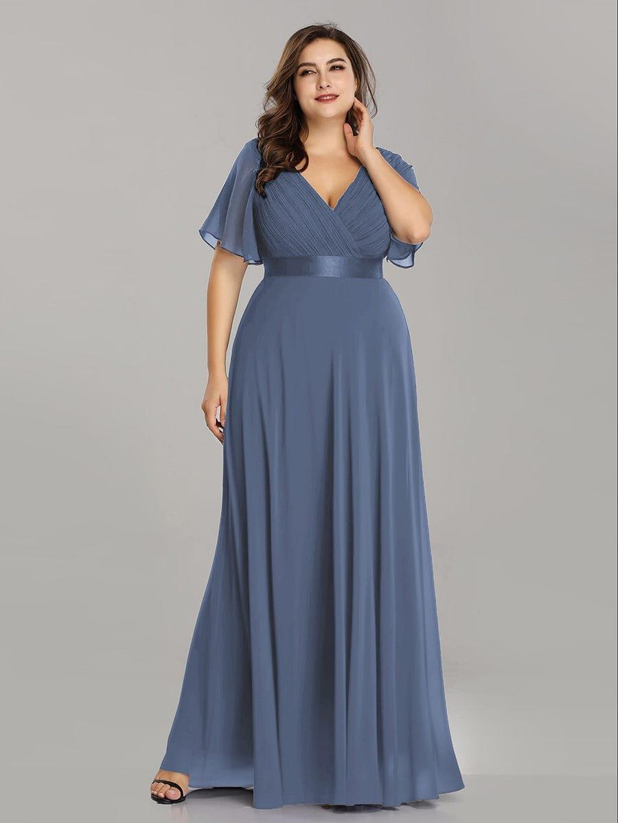 MONICA | Dlouhé šaty pro družičky s empírovým pasem a krátkými volánkovými rukávy | Bridesmaid Dresses | Elora Praha