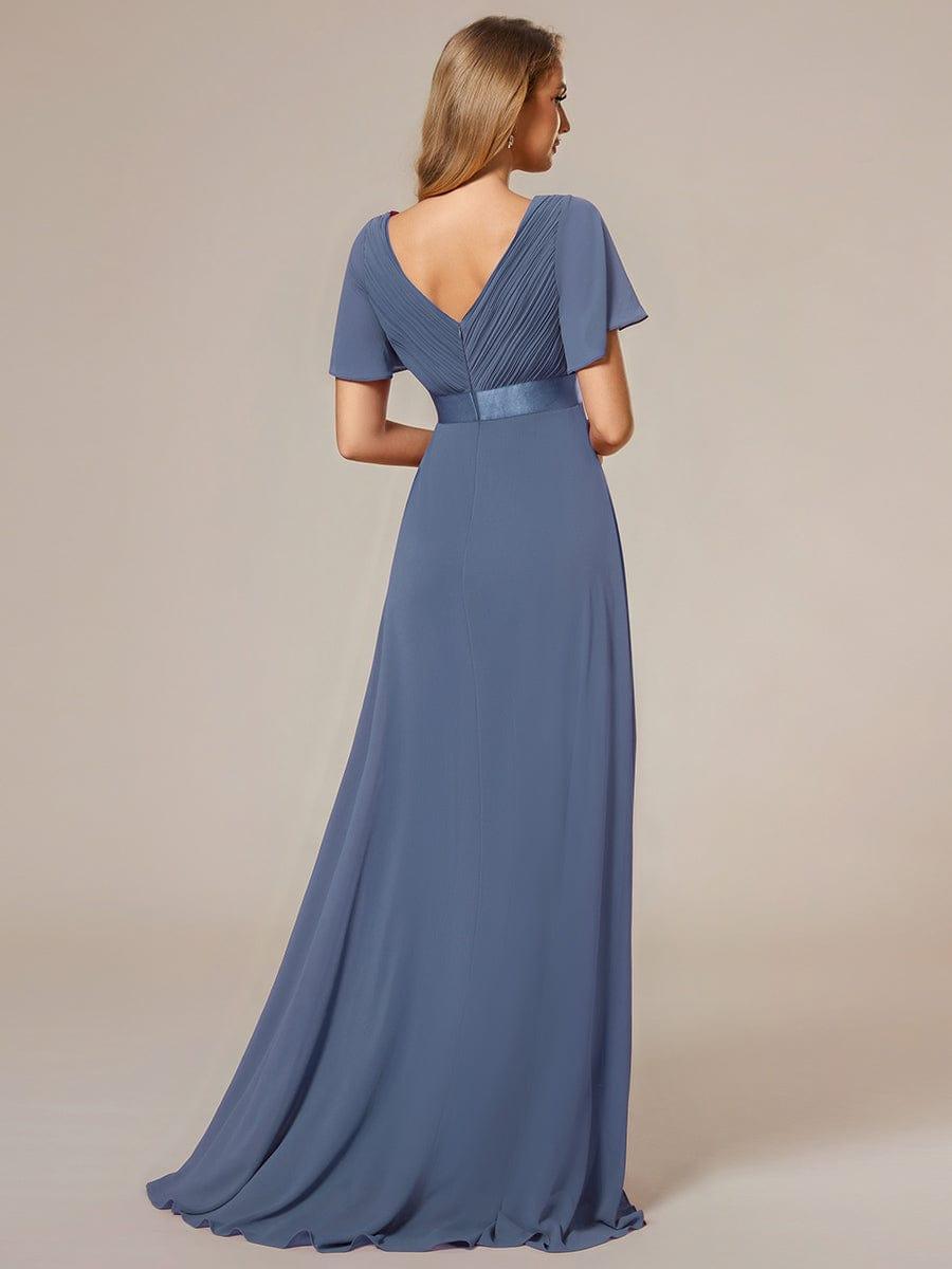 MONICA | Dlouhé šaty pro družičky s empírovým pasem a krátkými volánkovými rukávy | Bridesmaid Dresses | Elora Praha