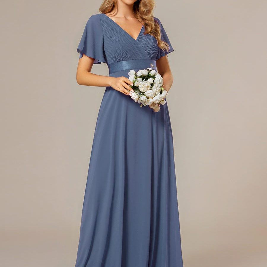 MONICA | Dlouhé šaty pro družičky s empírovým pasem a krátkými volánkovými rukávy | Bridesmaid Dresses | Elora Praha