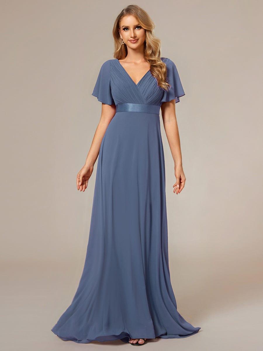 MONICA | Dlouhé šaty pro družičky s empírovým pasem a krátkými volánkovými rukávy | Bridesmaid Dresses | Elora Praha