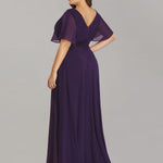 MONICA | Dlouhé šaty pro družičky s empírovým pasem a krátkými volánkovými rukávy | Bridesmaid Dresses | Elora Praha