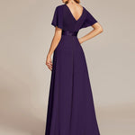 MONICA | Dlouhé šaty pro družičky s empírovým pasem a krátkými volánkovými rukávy | Bridesmaid Dresses | Elora Praha
