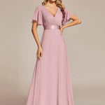 MONICA | Dlouhé šaty pro družičky s empírovým pasem a krátkými volánkovými rukávy | Bridesmaid Dresses | Elora Praha