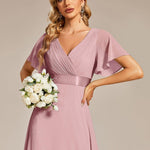MONICA | Dlouhé šaty pro družičky s empírovým pasem a krátkými volánkovými rukávy | Bridesmaid Dresses | Elora Praha