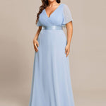 MONICA | Dlouhé šaty pro družičky s empírovým pasem a krátkými volánkovými rukávy | Bridesmaid Dresses | Elora Praha