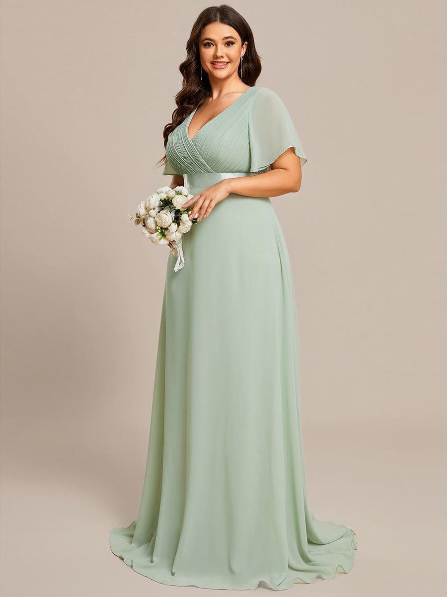MONICA | Dlouhé šaty pro družičky s empírovým pasem a krátkými volánkovými rukávy | Bridesmaid Dresses | Elora Praha