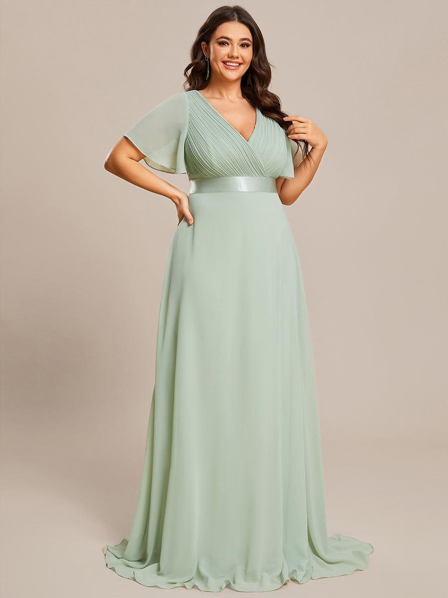 MONICA | Dlouhé šaty pro družičky s empírovým pasem a krátkými volánkovými rukávy | Bridesmaid Dresses | Elora Praha
