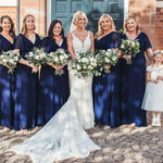 MONICA | Dlouhé šaty pro družičky s empírovým pasem a krátkými volánkovými rukávy | Bridesmaid Dresses | Elora Praha