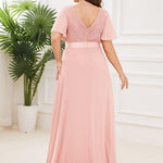 MONICA | Dlouhé šaty pro družičky s empírovým pasem a krátkými volánkovými rukávy | Bridesmaid Dresses | Elora Praha
