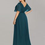 MONICA | Dlouhé šaty pro družičky s empírovým pasem a krátkými volánkovými rukávy | Bridesmaid Dresses | Elora Praha