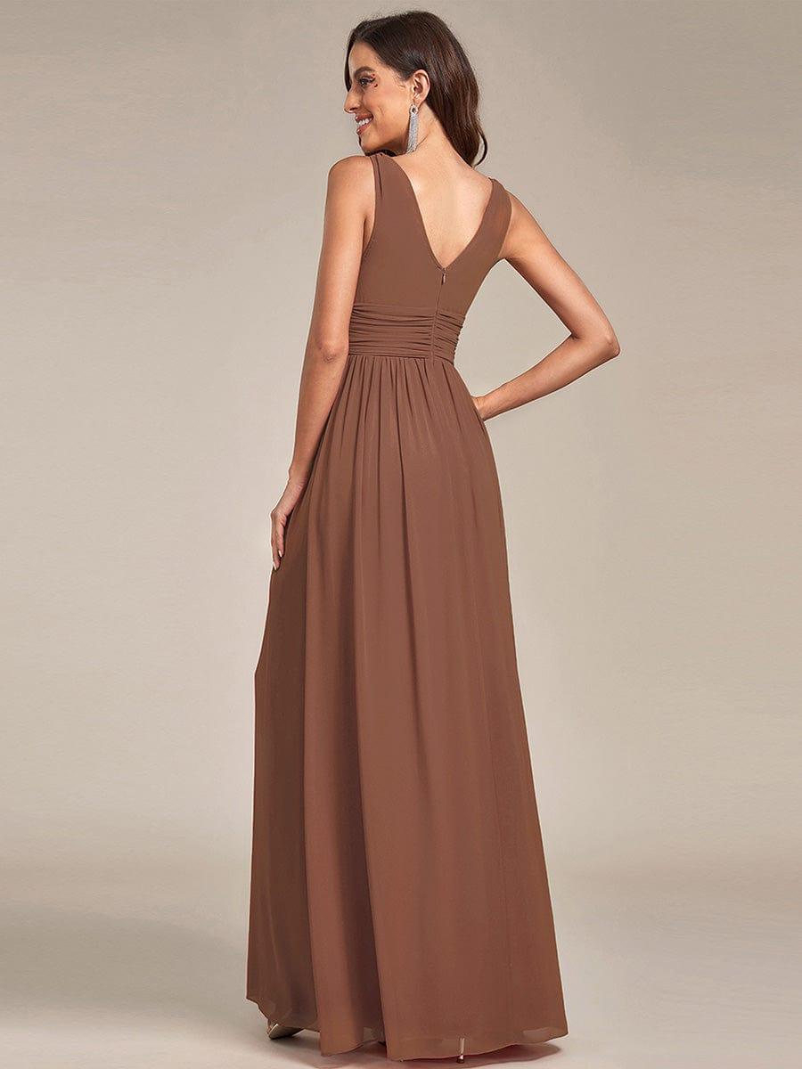 večerní šaty HUSH|V výstřih bez rukávů s plisováním z chiffon | Evening Dresses | Elora Praha