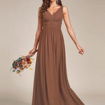 večerní šaty HUSH|V výstřih bez rukávů s plisováním z chiffon | Evening Dresses | Elora Praha