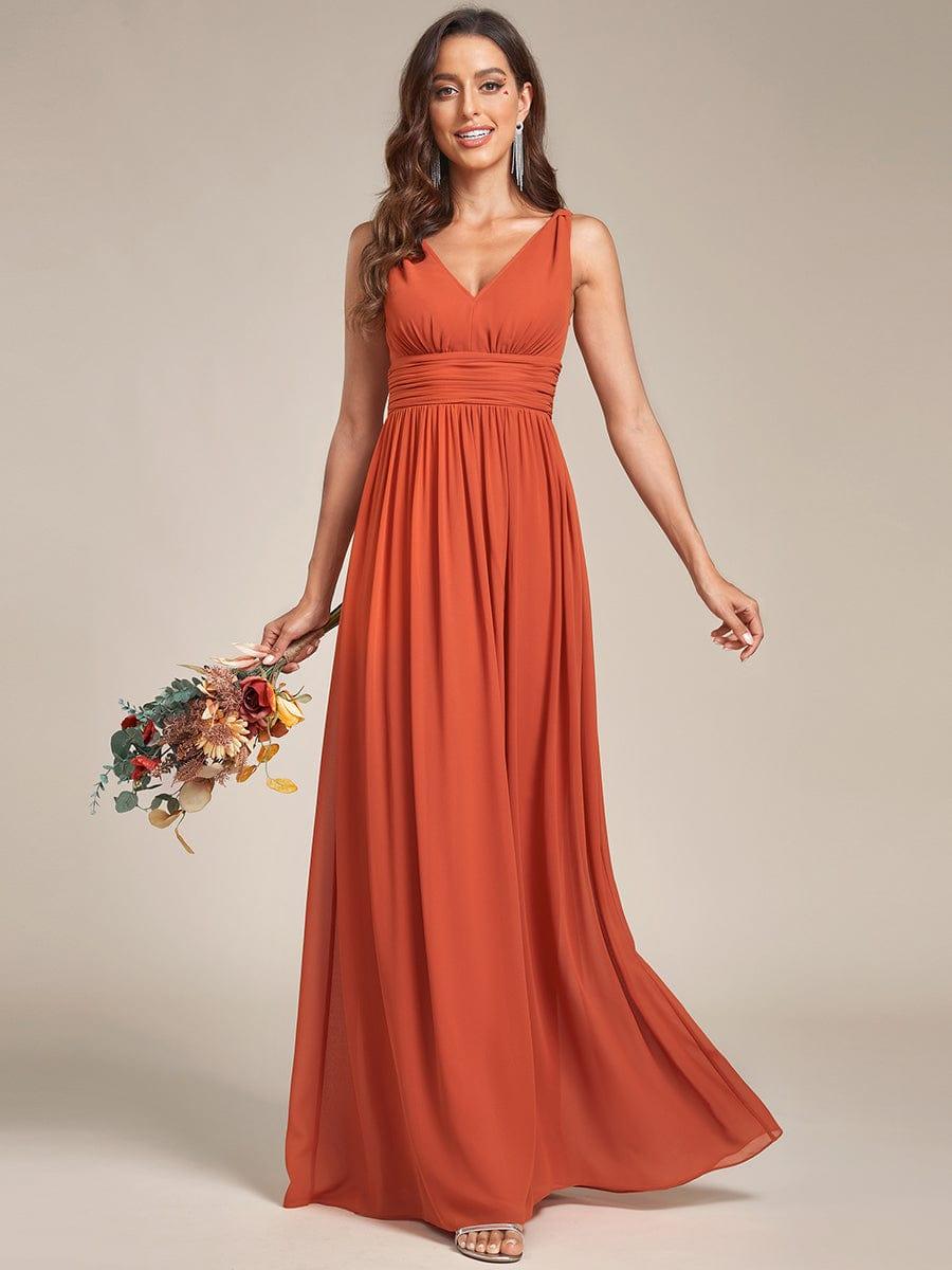 večerní šaty HUSH|V výstřih bez rukávů s plisováním z chiffon | Evening Dresses | Elora Praha