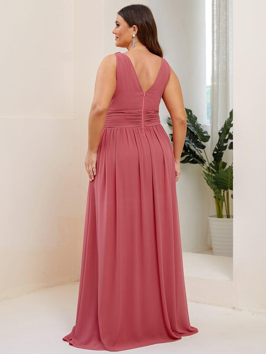 večerní šaty HUSH|V výstřih bez rukávů s plisováním z chiffon | Evening Dresses | Elora Praha