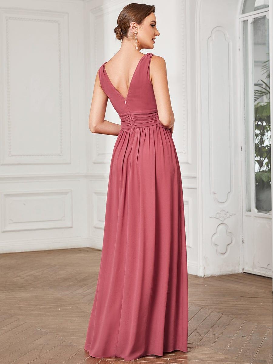 večerní šaty HUSH|V výstřih bez rukávů s plisováním z chiffon | Evening Dresses | Elora Praha