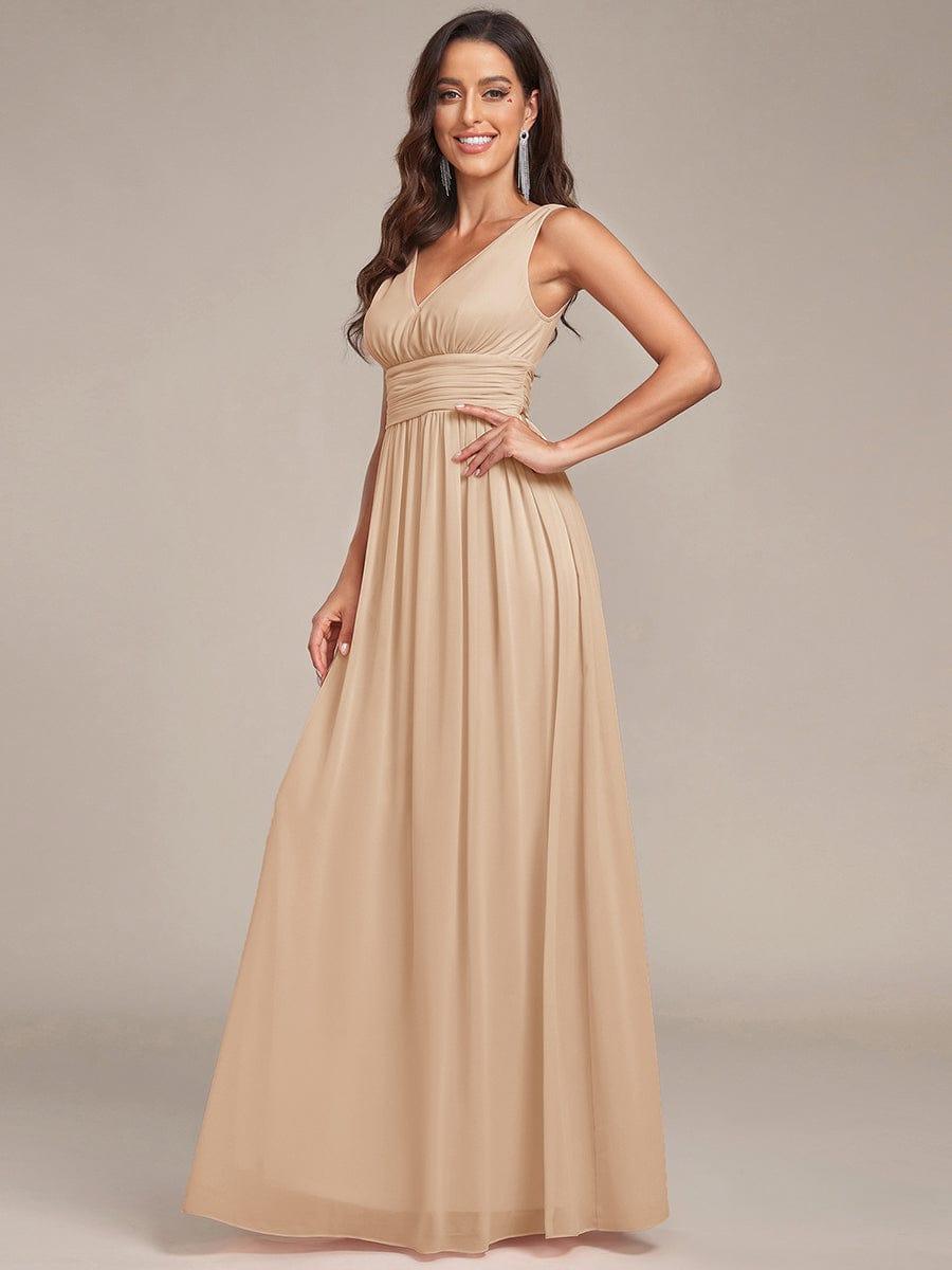 večerní šaty HUSH|V výstřih bez rukávů s plisováním z chiffon | Evening Dresses | Elora Praha