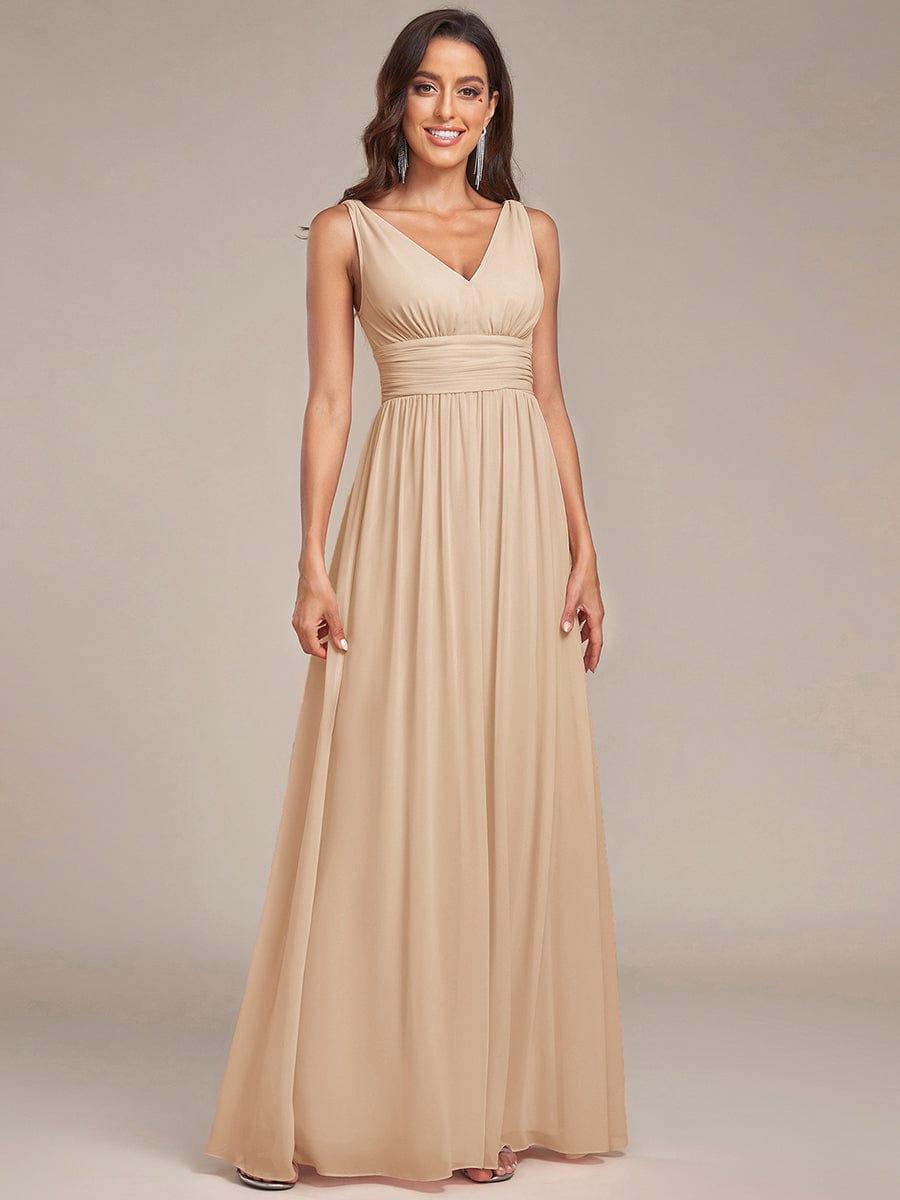 večerní šaty HUSH|V výstřih bez rukávů s plisováním z chiffon | Evening Dresses | Elora Praha