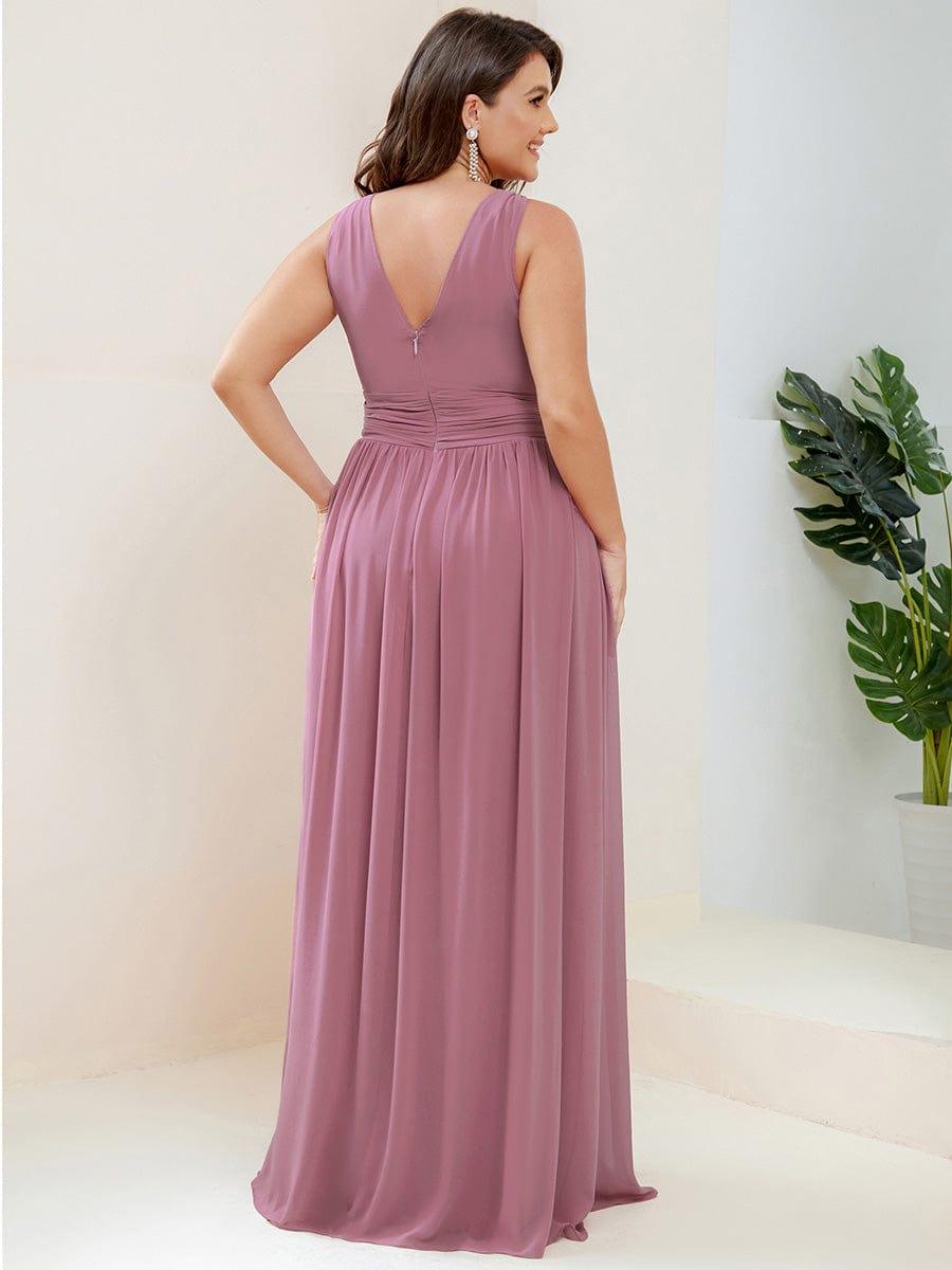 večerní šaty HUSH|V výstřih bez rukávů s plisováním z chiffon | Evening Dresses | Elora Praha